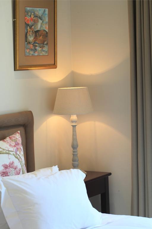 Apple And Spice Guest House Джордж Екстериор снимка