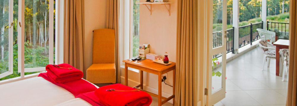 Apple And Spice Guest House Джордж Екстериор снимка