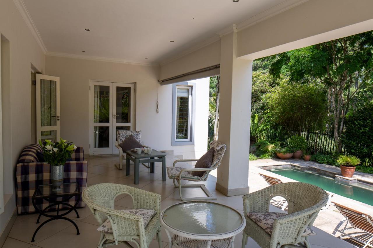 Apple And Spice Guest House Джордж Екстериор снимка